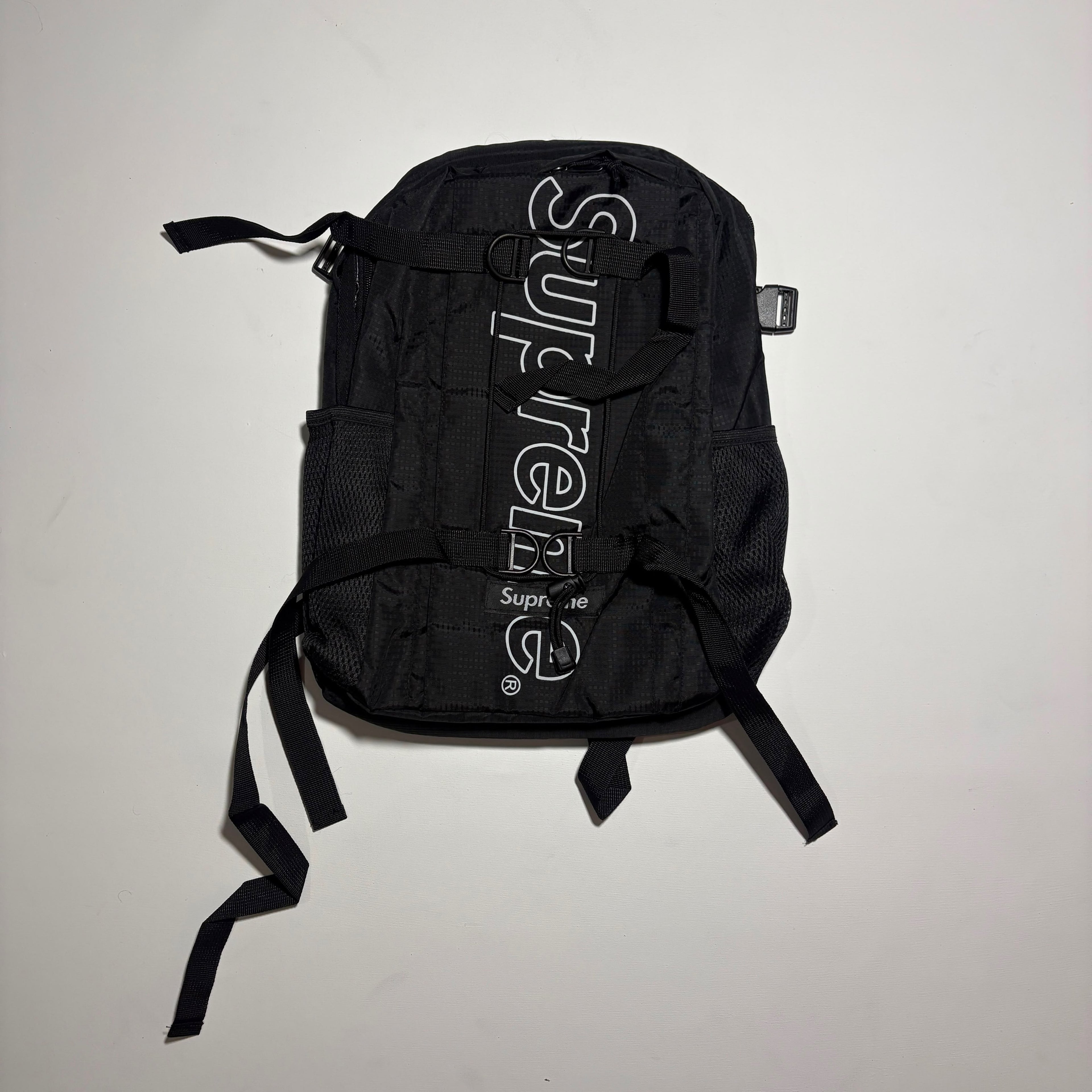 Mochila Supreme 25L